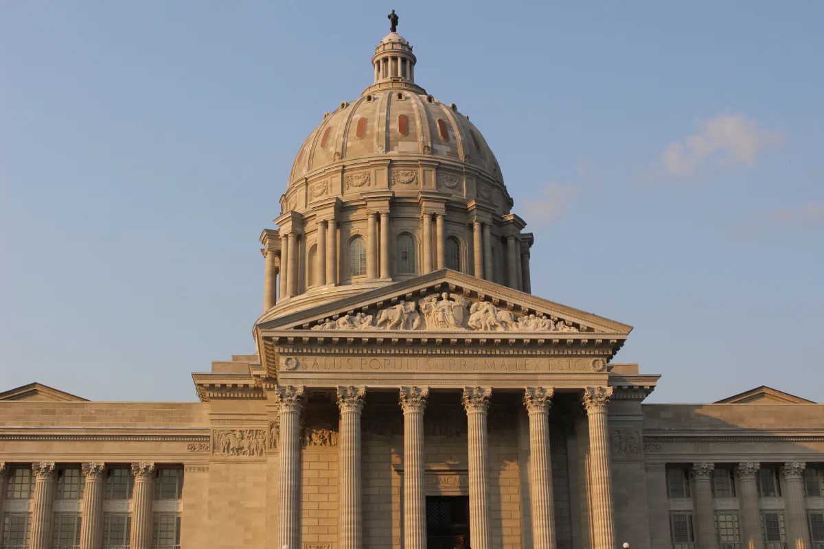 Missouri bans abortion with 'trigger law' after U.S. Supreme Court overturns Roe v. Wade