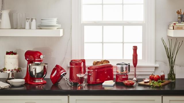 KitchenAid 5-Quart Stand Mixer Glass Bowl Candy Apple Red