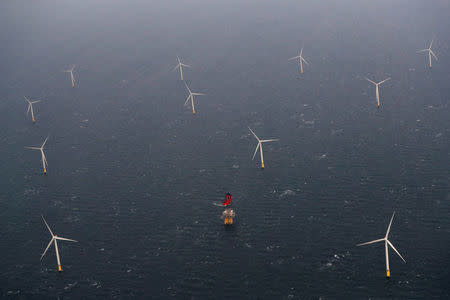 FILE PHOTO: A view of Statoil's Dudgeon offshore wind farm near Great Yarmouth, Britain November 22, 2017. REUTERS/Darren Staples/File Photo