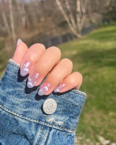 <p><a href="https://www.instagram.com/nailsbymaki.nyc/" data-component="link" data-source="inlineLink" data-type="externalLink" data-ordinal="1">nailsbymaki.nyc</a></p>