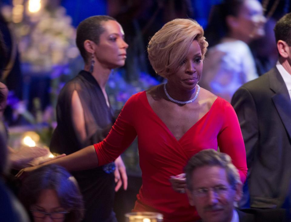 Singer Mary J. Blige arrives at the State Dinner for French President Francois Hollande, Tuesday, Feb. 11, 2014, on the South Lawn of the White House in Washington. Blige performed as part of the event. (AP Photo/Pablo Martinez Monsivais)