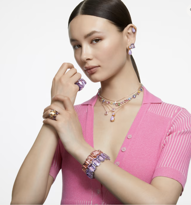 Swarovski's latest drop is perfect for V-Day. Plus, get extra discounts for  40% off sale items