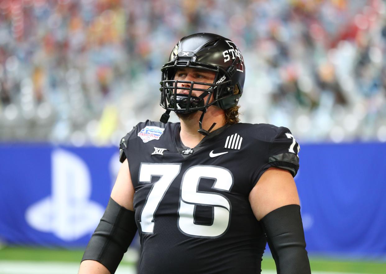 Jan 2, 2021; Glendale, AZ, USA; Iowa State Cyclones offensive lineman Joey Ramos (76) against the Oregon Ducks in the Fiesta Bowl at State Farm Stadium.