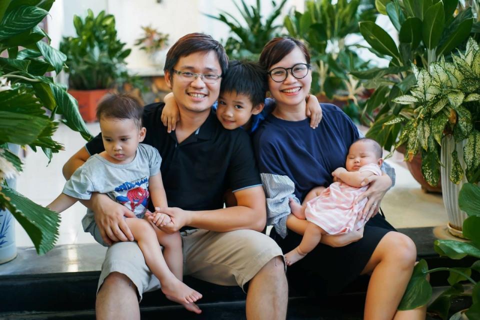 Ms Linh with her family. PHOTO: Đoàn Trần Thùy Linh