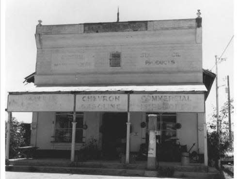 The exterior of the Pearce Merchantile in the 1950s