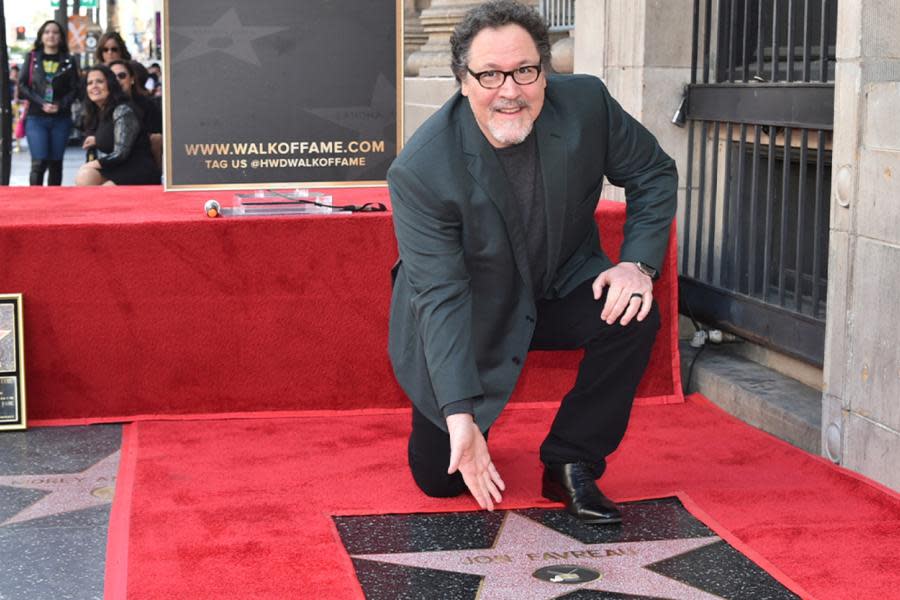 Jon Favreau recibe su estrella en el Paseo de la Fama de Hollywood