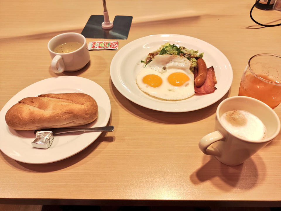 Gusto定價相宜，一個套餐約1000円左右，有洋食及和食。(priority_ojisan @twitter)