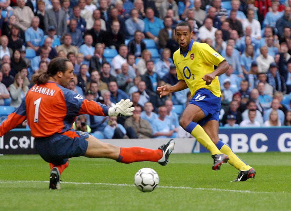 Thierry Henry guided Arsenal's invincibles to the title. The Geo Merlin Vapor also used for two full seasons, this time the league witnessed 1,012 goals. (Photo credit should read PAUL BARKER/AFP/Getty Images)