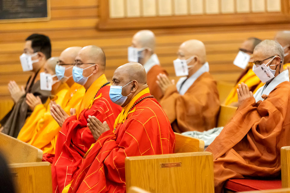 A May 4 ceremony to honor the victims of the Atlanta shootings was the first Asian American Buddhist gathering and brought together monastics from a variety of ethnicities and lineages. (Tauran Woo)