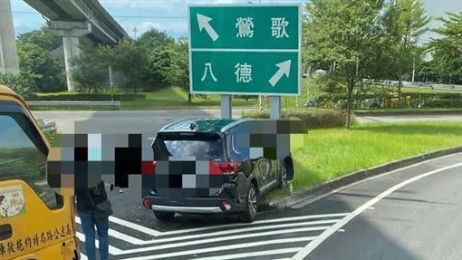 蕭瑩燈表示匝道口標誌不清，林佳龍回應已請高公局改善。（圖／翻攝自 林佳龍 臉書 ）