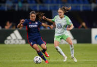 Soccer Football - Women's Champions League Final - Olympique Lyonnais vs VfL Wolfsburg - Valeriy Lobanovskyi Stadium, Kiev, Ukraine - May 24, 2018 Wolfsburg’s Tessa Wullaert in action with Lyon’s Amel Majri REUTERS/Valentyn Ogirenko