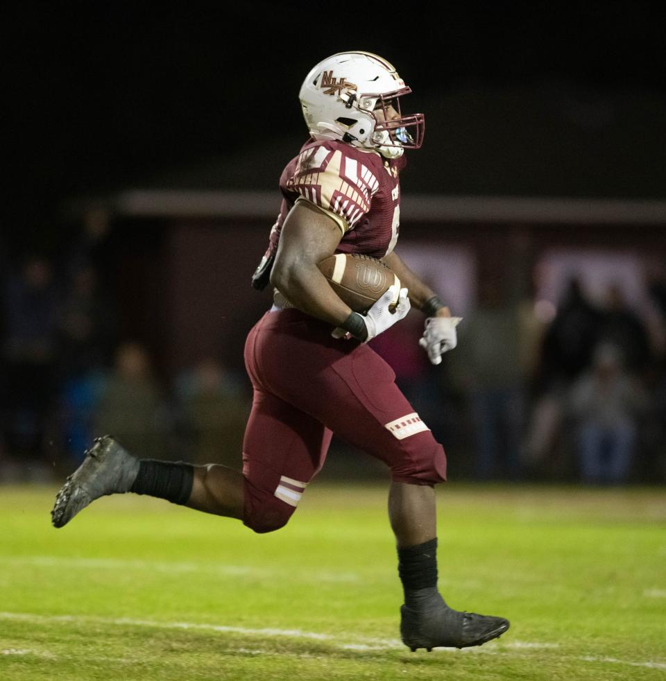 Jamarkus Jefferson (6) carries the ball on his way to a touchdown and a 6-0 Chiefs lead during the Union County vs Northview Class 1-1R State Semifinal playoff football game at Northview High School in Bratt, Florida on Friday, Dec. 2, 2022.