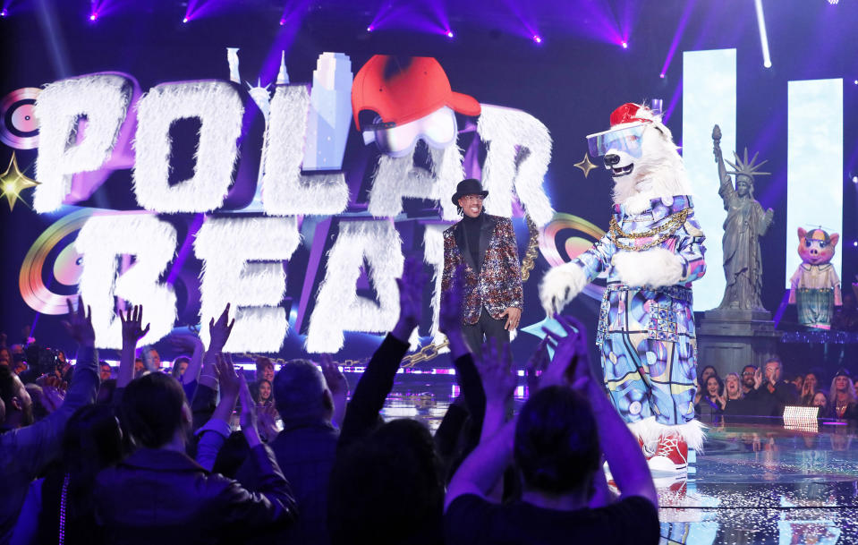 Host Nick Cannon and the Polar Bear in the “New York Night” episode of 