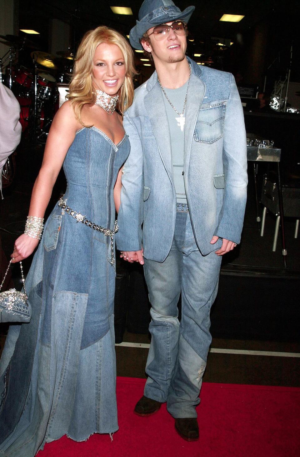 Britney Spears & Justin Timberlake (2001)
