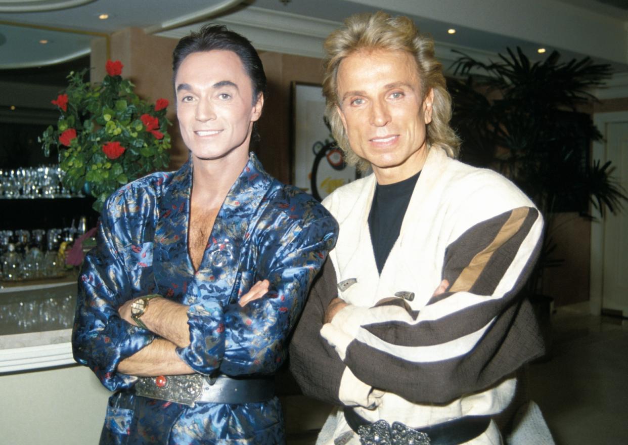 Siegfried and Roy in a hotel suite at the Mirage in the early 1990s. 