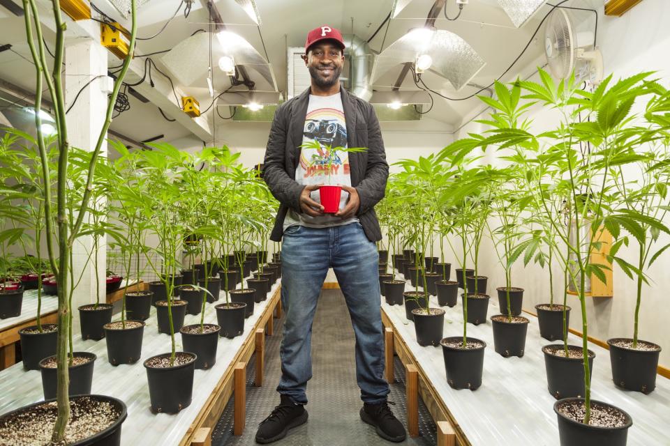 Jesce Horton in the grow room at Panacea Valley Gardens in Portland, Ore. (Photo: Robbie McClaran/Redux for Yahoo News)