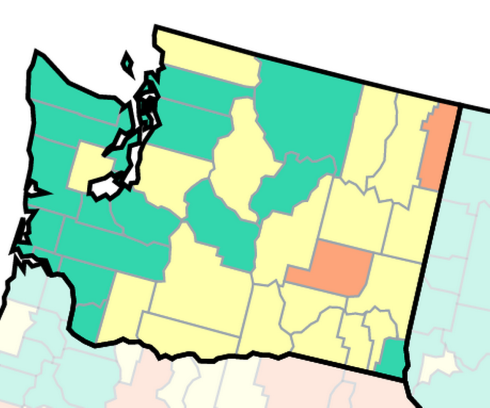The Centers for Disease Control and Prevention rates Benton and Franklin county’s COVID-19 community transmission level as “medium.” On the map, green is low, yellow is medium and orange is high.