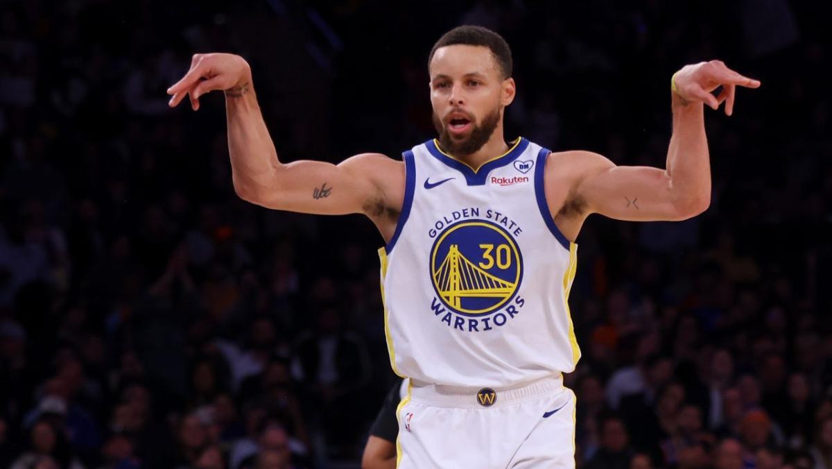 Steph Curry to Pass  Billion in Career Earnings With Warriors Deal