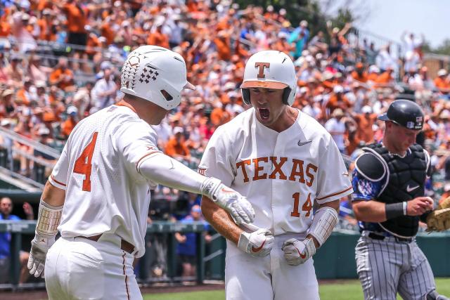 Texas Baseball on X: Another 1️⃣2️⃣3️⃣ for Lee!  /  X