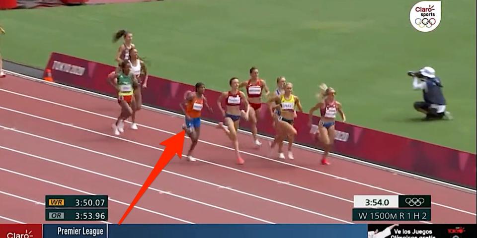 Arrow shows Sifan Hassan in the women's 1,500-meter race at the Tokyo Olympics.