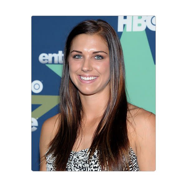 La joueuse de soccer Alex Morgan, âgée de 23 ans, était la plus jeune représentante des États-Unis sur l’équipe de la Coupe du Monde féminine de la FIFA de 2011. Morgan est de plus en plus populaire, non seulement pour ses prouesses sur le terrain, mais aussi pour son immense beauté.