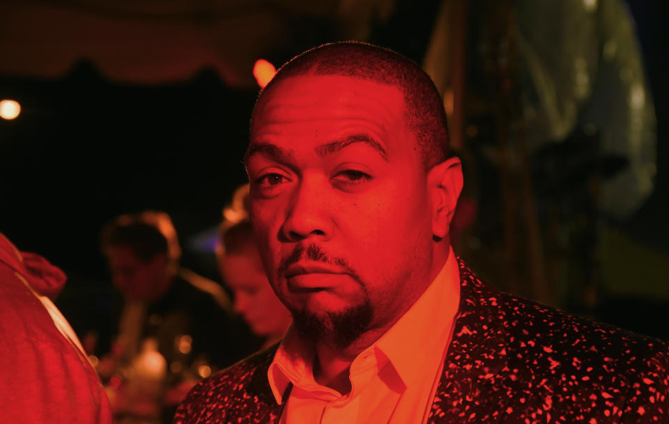 Timbaland posing for picture.