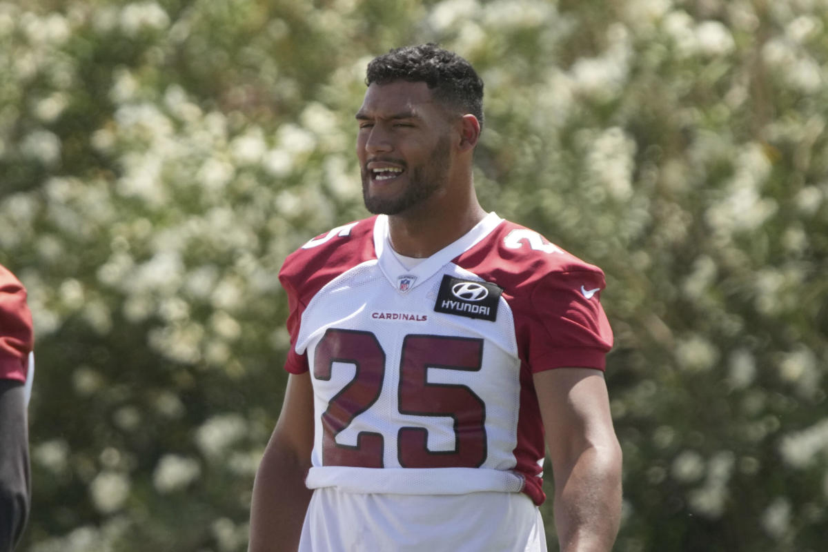 Familiar foes up next for Jordan Hicks as Vikings play Cardinals