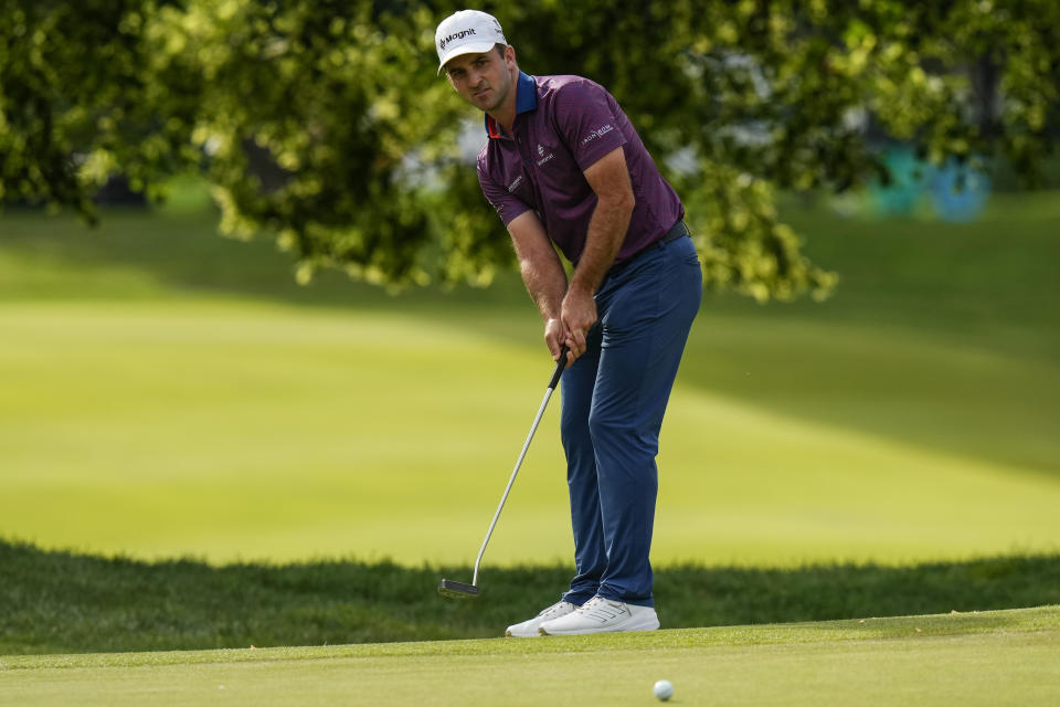 Denny McCarthy putts on the fifth green during the first round of the Travelers Championship golf tournament at TPC River Highlands, Thursday, June 22, 2023, in Cromwell, Conn. (AP Photo/Frank Franklin II)