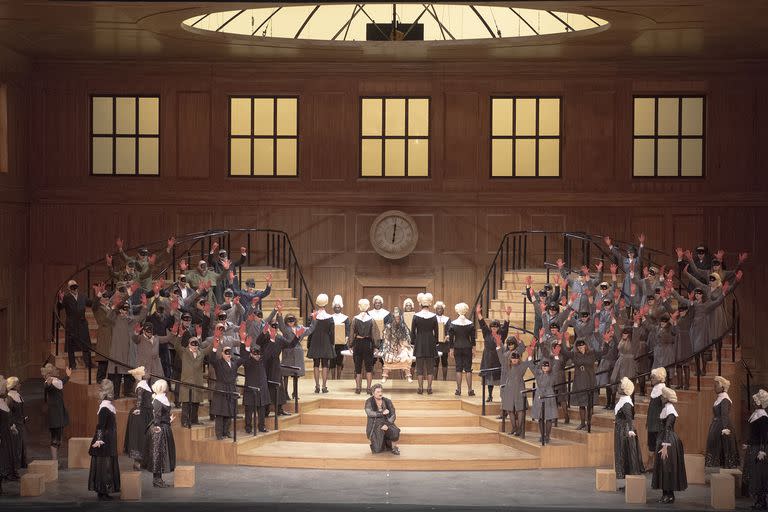 Vista panorámica de la puesta de Arias para la ópera de Stravinsky