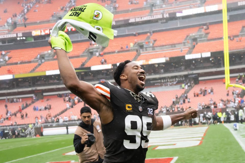 Sep Cleveland Browns defensive end Myles Garrett (95) celebrates after the Browns beat the Cincinnati Bengals at Cleveland Browns Stadium.