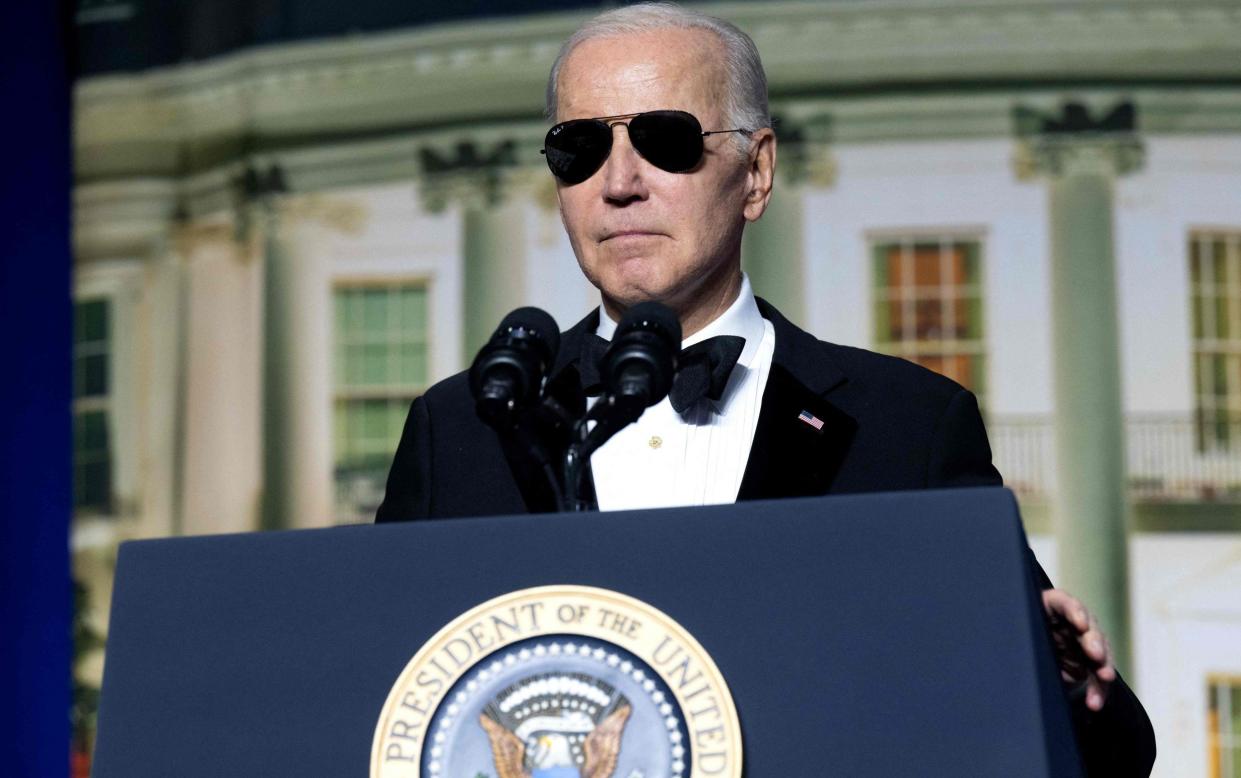 Joe Biden gives a speech at the White House Correspondents’ Association Dinner - SAUL LOEB/AFP