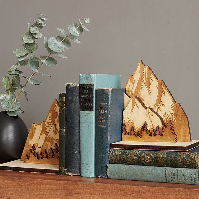 Mighty Mountain Bookends