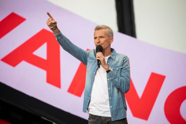 Denis Brogniart au Global Citizen Live à Paris le 25 septembre 2021, en France.  (Photo: via Associated Press)