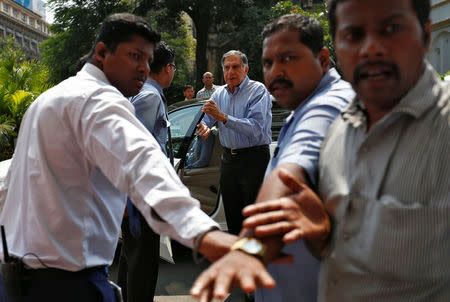 Tata Sons Chairman Ratan Tata arrives in his office after attending a meeting at the company's head office in Mumbai, India, October 25, 2016. REUTERS/Danish Siddiqui