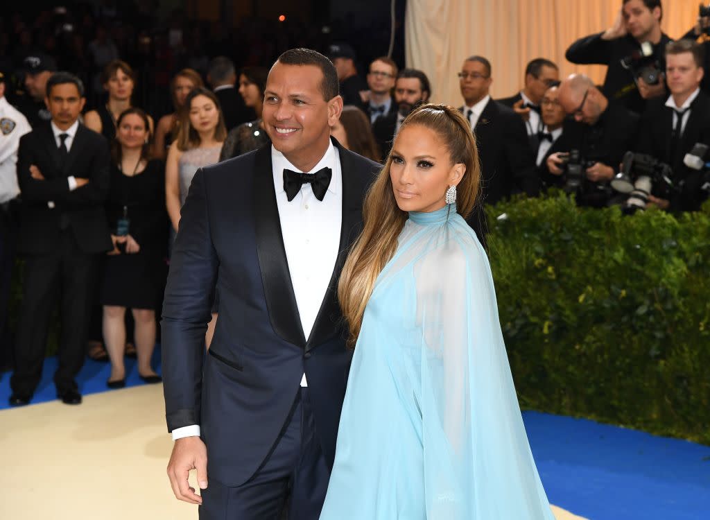 Jennifer Lopez and her boyfriend wore the most sophisticated outfits on a date to The Louvre