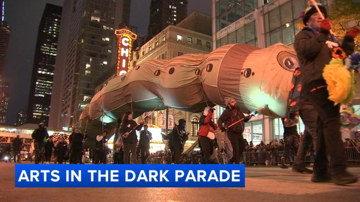 More than 50K people show out for downtown Chicago Halloween parade