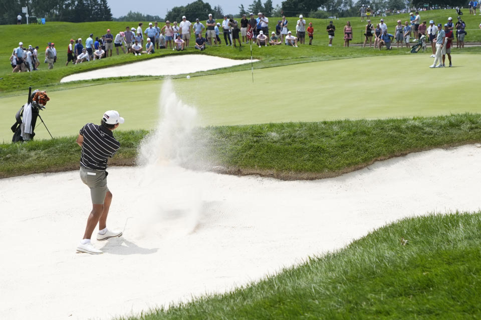 Tiger Woods watches 15yearold son Charlie shoot a 12over 82 in US