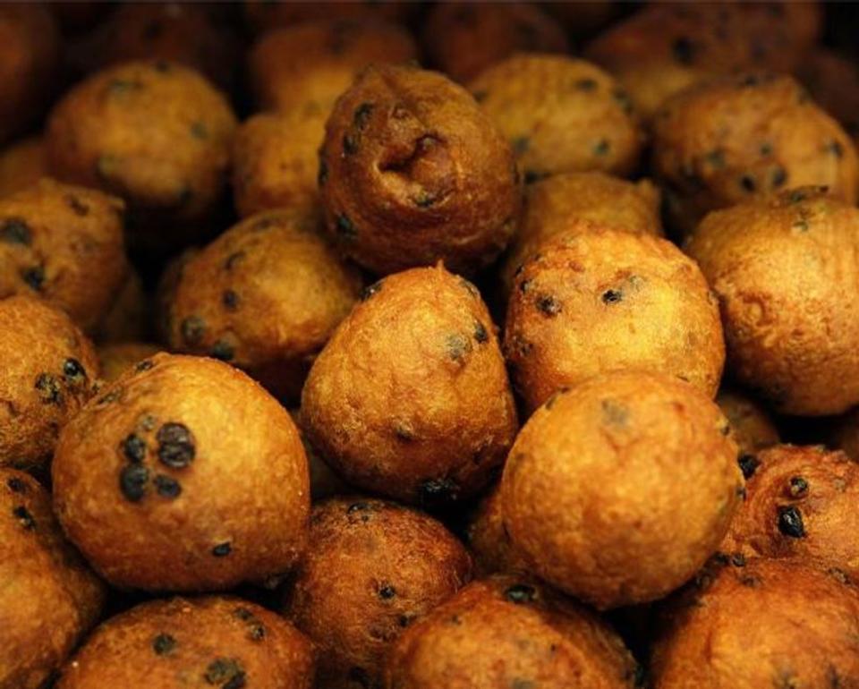 Netherlands, fried oil balls, or oliebollen