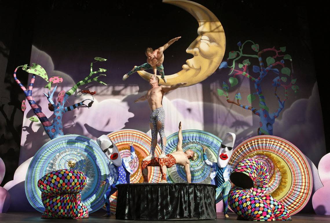 June 12, 2007: Cast members from Coobrila, Six Flags Over Texas’ new circus-like show, rehearse.