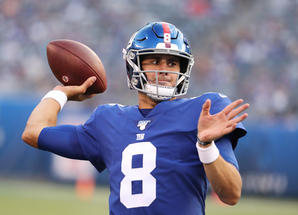 Giants' Daniel Jones shows toughness in loss to Cowboys