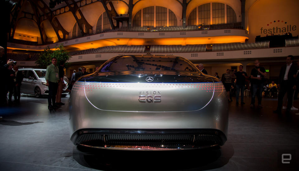 Mercedes-Benz Vision EQS unveil