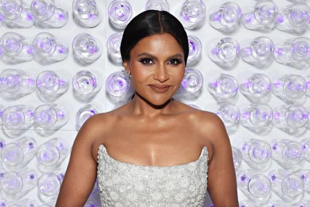 Mindy Kaling Got Real About Her Struggle With Hyperpigmentation And ...