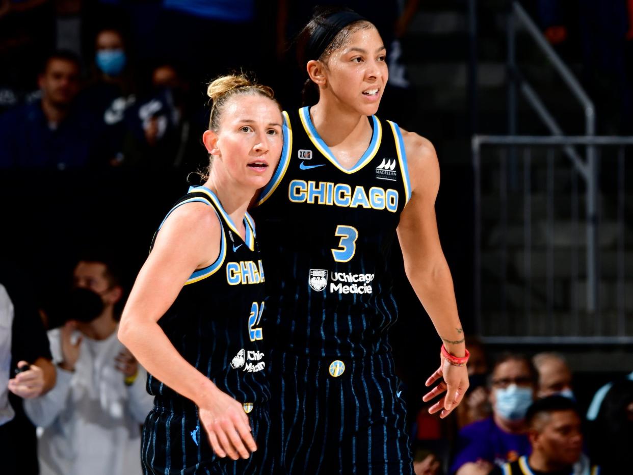 Candace Parker (right) and Courtney Vandersloot.