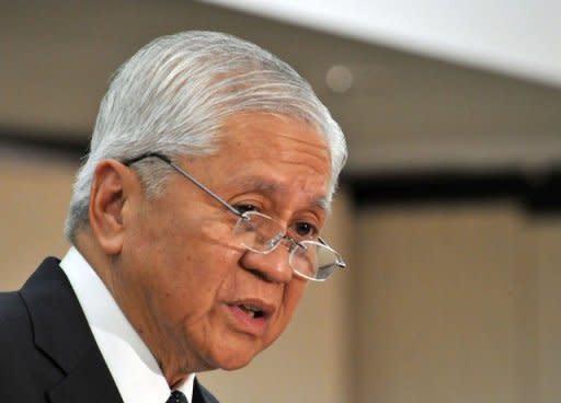 Philippines Foreign Secretary Albert del Rosario addresses an audience at the Washington, DC think tank CSIS in Washington, DC. The United States said Thursday it was ready to provide hardware to modernize the military of the Philippines, which vowed to "stand up to aggressive action" amid rising tension at sea with China