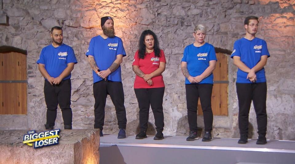 "Ich will ins Finale!" Darin waren sich die "Biggest Loser"-Halbfinalisten Luca, Ole, Jessica, Sonja und Gianluca (von links) einig. (Bild: SAT.1)