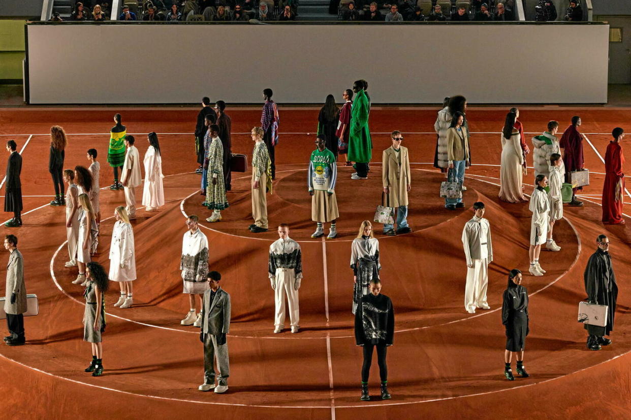 Le final du show Lacoste à Roland-Garros ou comment transformer les codes.  - Credit:DR
