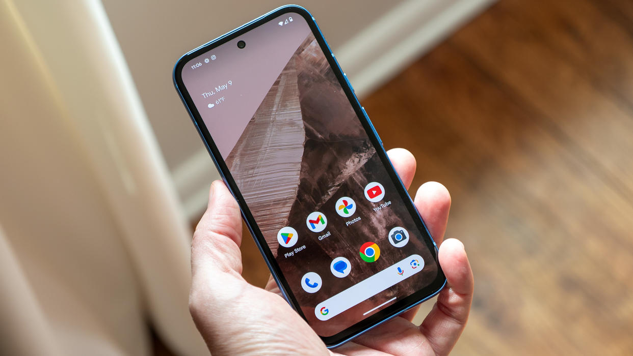  The homescreen of the Google Pixel 8a. 