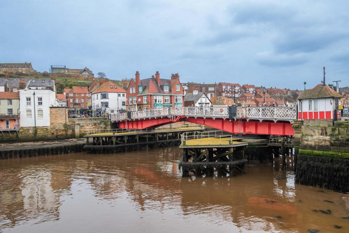 Whitby Swing Bridge will close to traffic this weekend <i>(Image: Newsquest)</i>