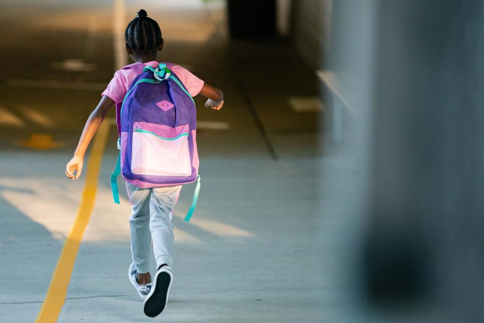 Students at Sabal Palm Elementary School make their way through the halls to get to their classrooms on the first day of school Thursday, Aug. 10, 2023. 