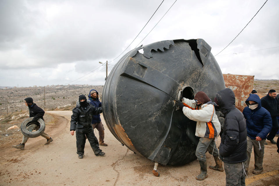 Life in Israeli settlements